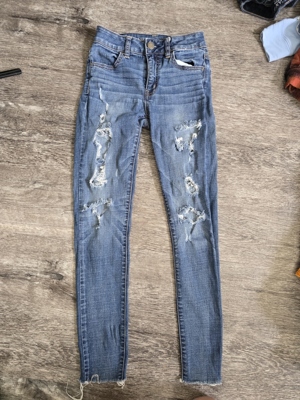 American Eagle Outfitters Distressed Skinny Jeans - Light Blue Denim